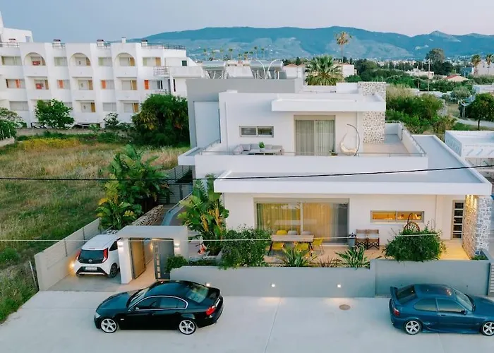 Deluxe Boutique * لامبي