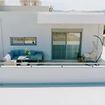 Deluxe Boutique